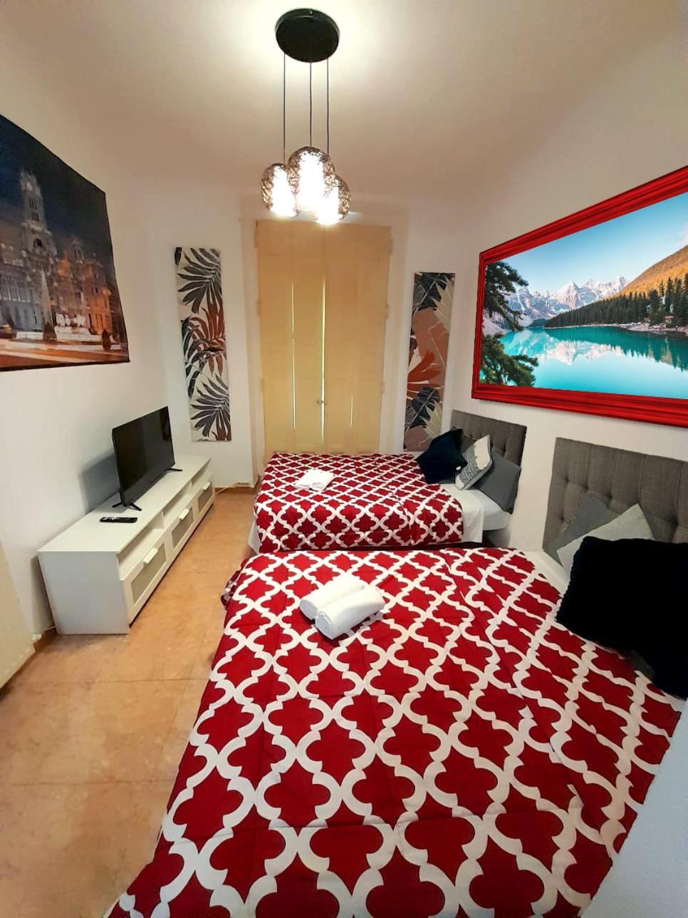 Sol Montera & Parking Tph Bed & Breakfast Madrid Ngoại thất bức ảnh